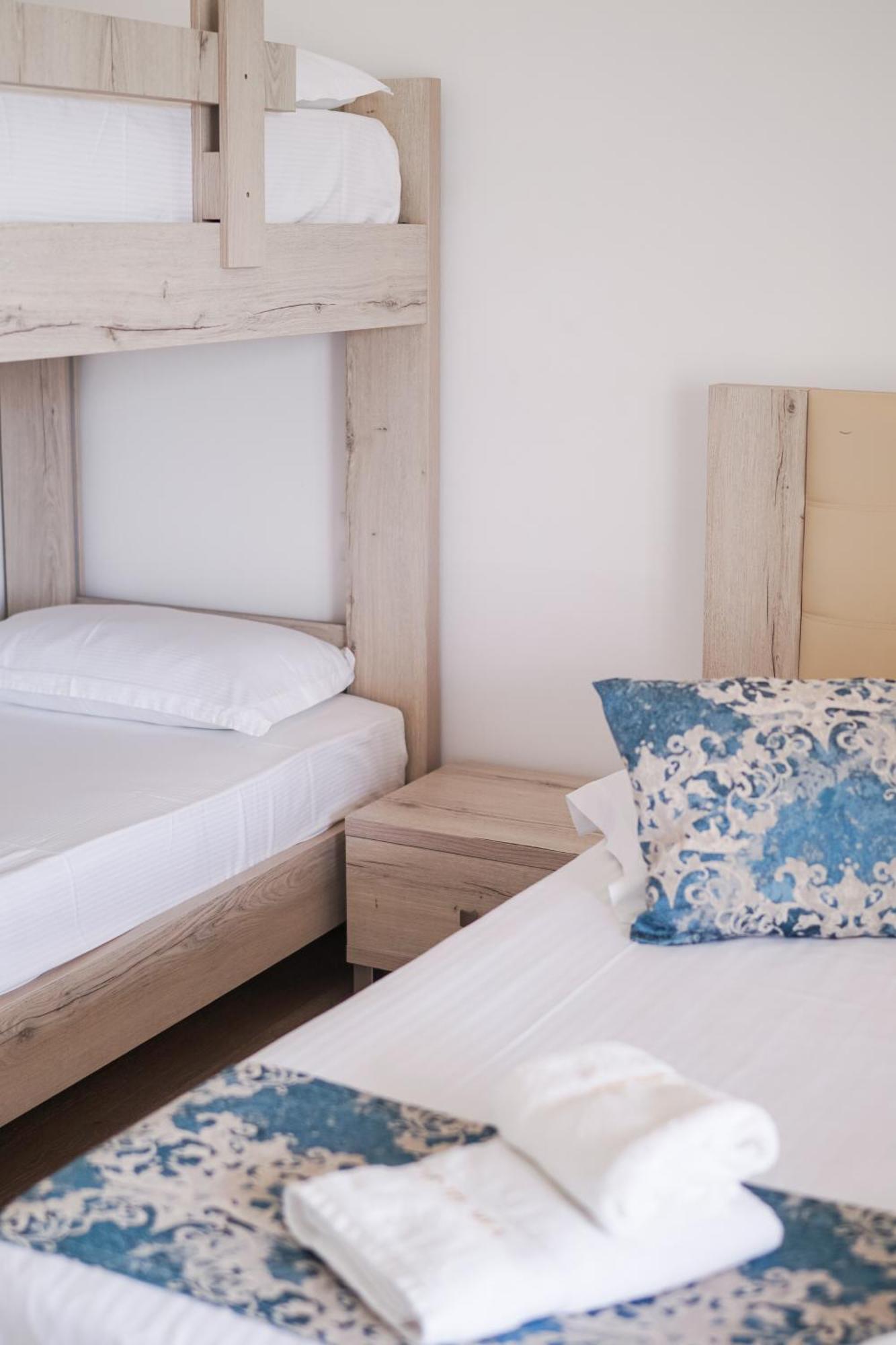 Relax Mea Hotel Saranda Zewnętrze zdjęcie