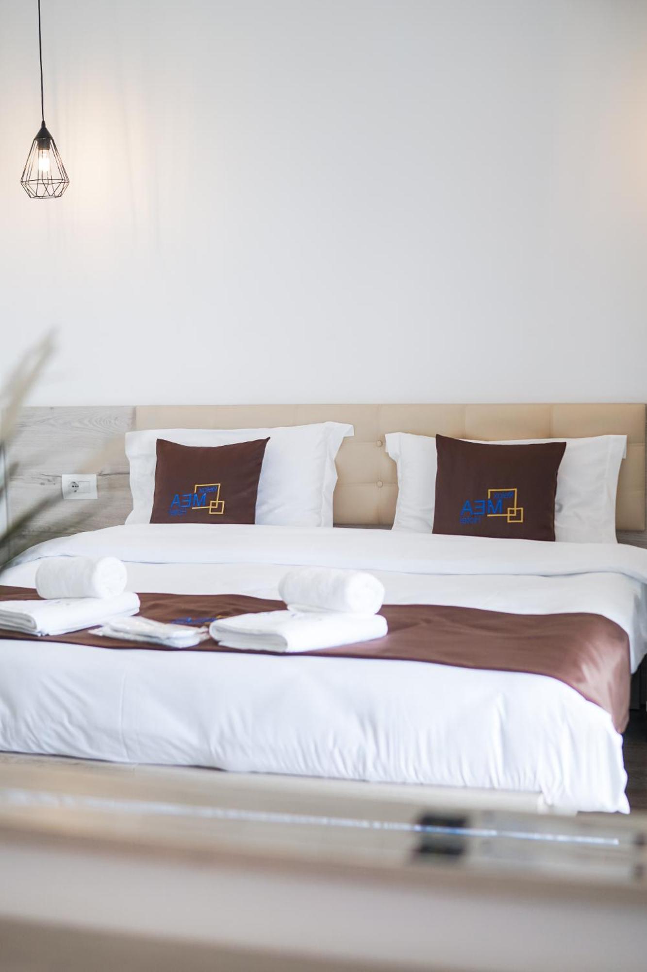 Relax Mea Hotel Saranda Zewnętrze zdjęcie